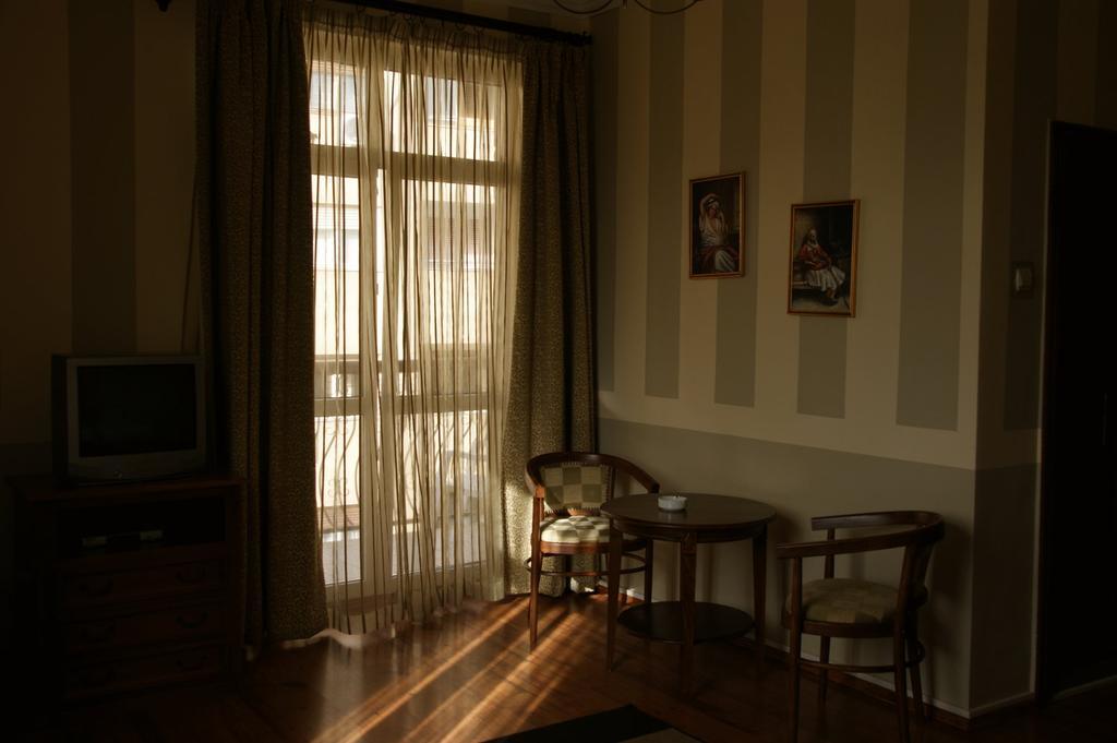 Hotel Piccolo Mondo Bucarest Camera foto