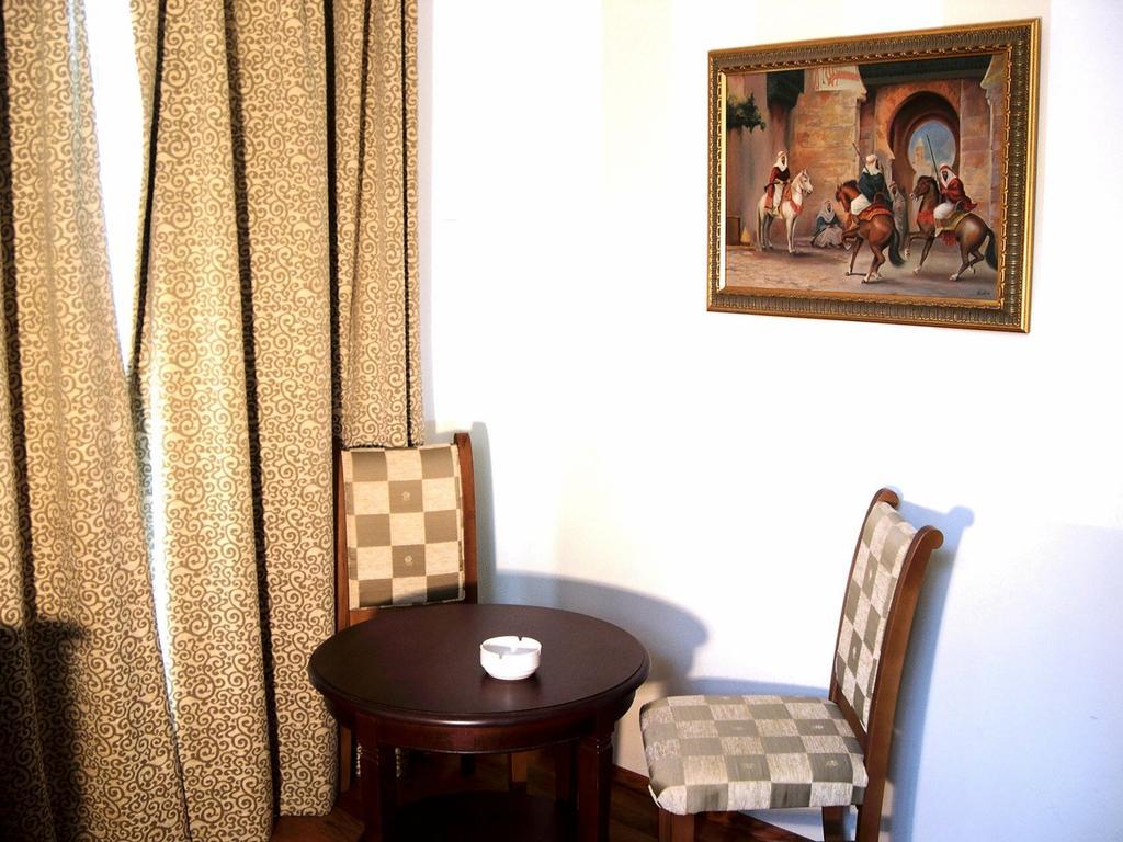 Hotel Piccolo Mondo Bucarest Camera foto